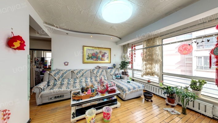 世博家园二手房实景图