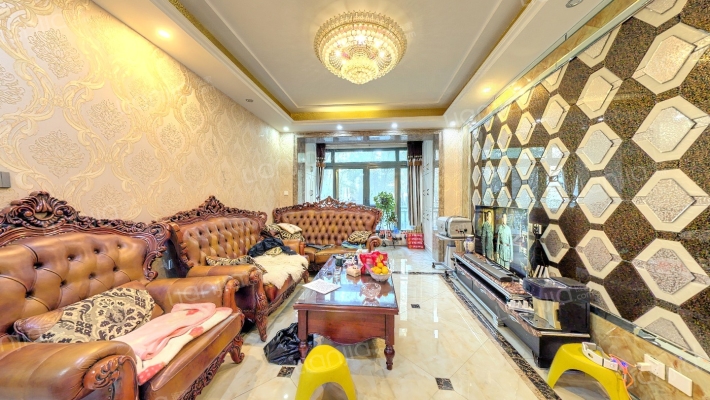 隆景华庭二手房实景图