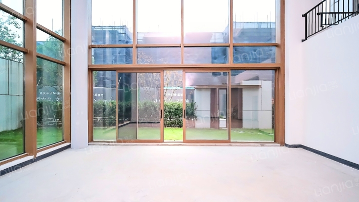 华侨城蓝楹湾二手房实景图