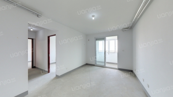 明秀映山苑二手房实景图