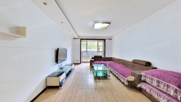 顺美华庭二手房实景图