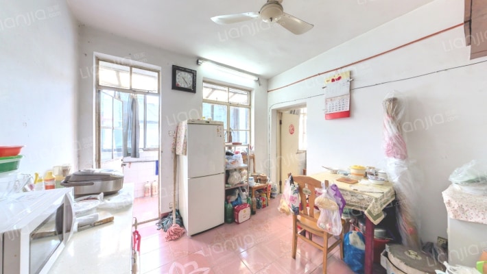 毛巾厂家舍二手房实景图