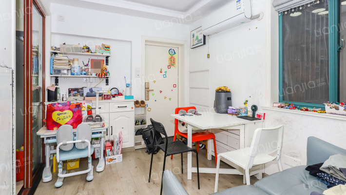 幸福新苑二手房实景图