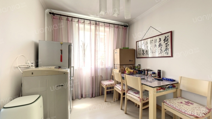 西革新里110号院二手房实景图