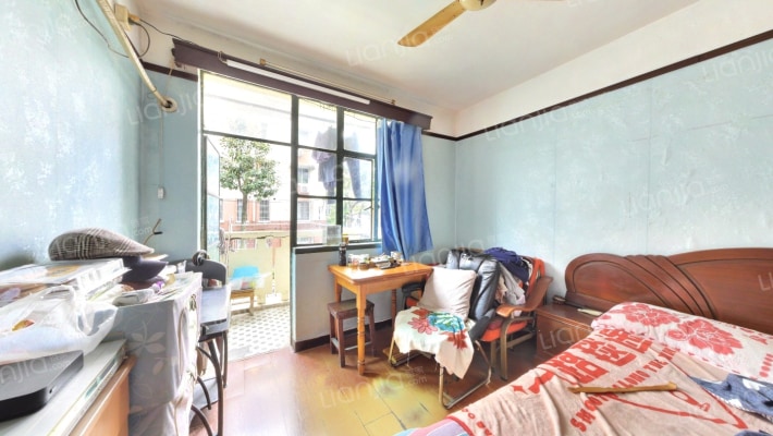 虹纺小区二手房实景图