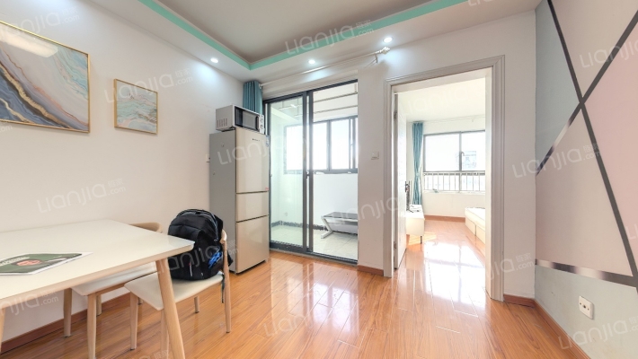 鹤沙航城航武嘉园鹤韵路550弄二手房实景图