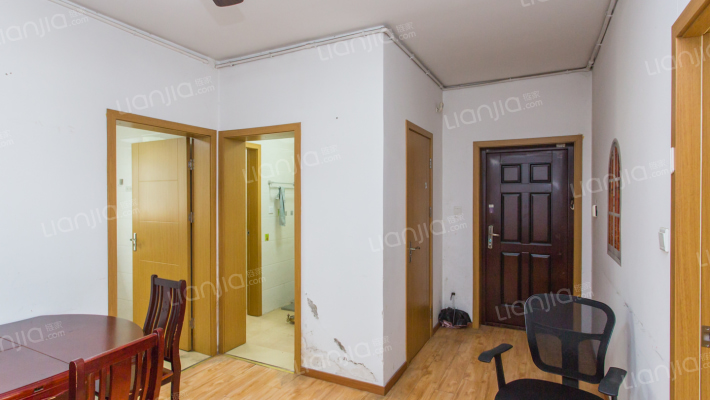 泰翔嘉苑二手房实景图