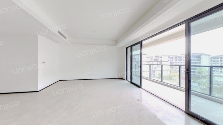 保利天珺林隐二手房实景图