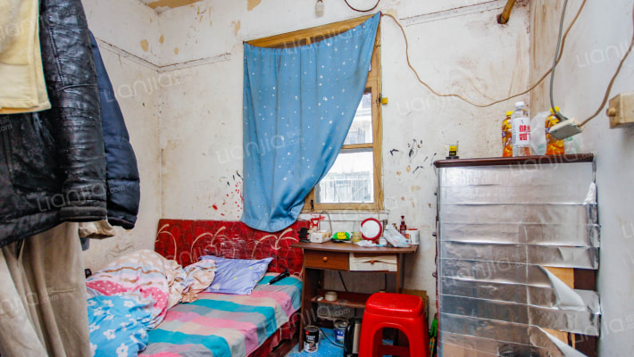 前卫新村二手房实景图