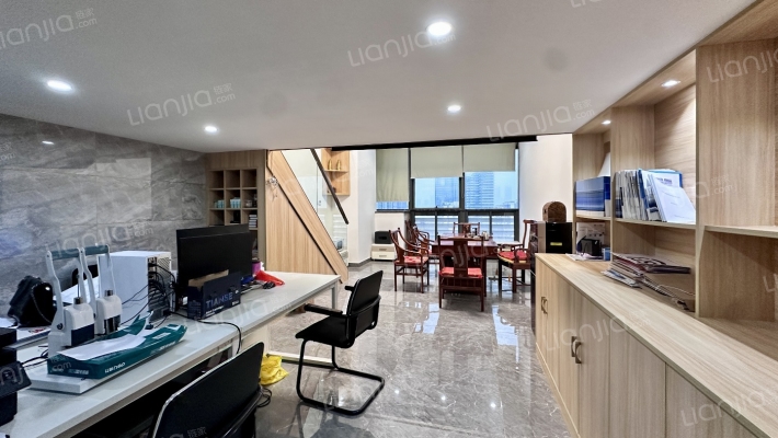 九州天虹广场营销中心二手房实景图