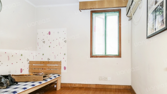 虹南大楼二手房实景图