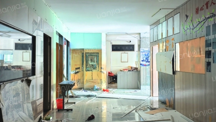 日辉小区二手房实景图