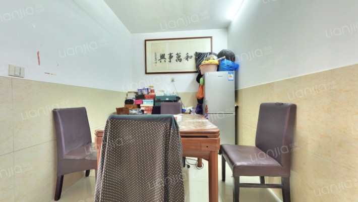 华科东路180弄二手房实景图