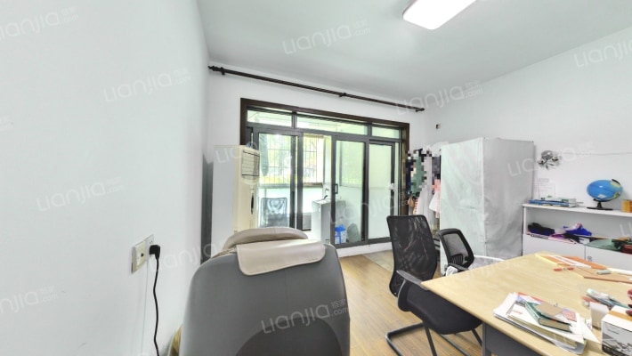 张江汤臣豪园(二期)二手房实景图