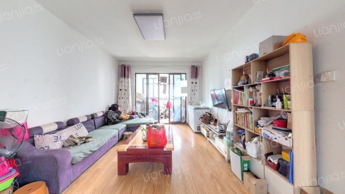 亲湖苑C区二手房实景图