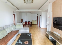 整租·朵力半岛香颂西苑 3室2厅 南_朵力半岛香颂西苑租房