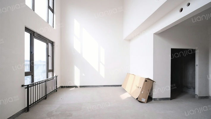 华侨城岚溪云墅二手房实景图