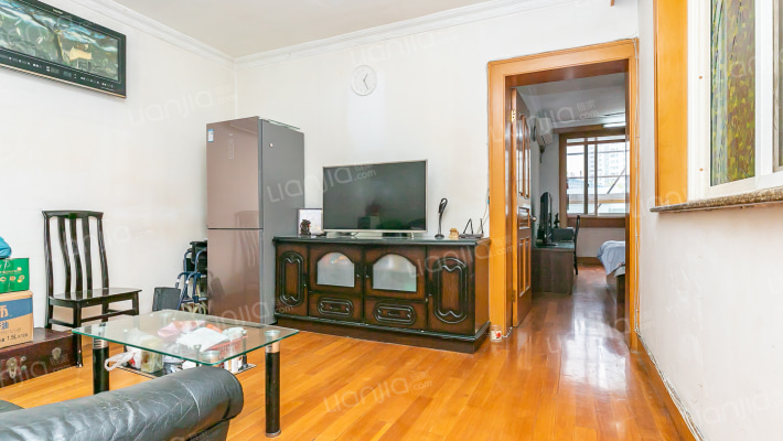 北宝兴路345弄二手房实景图