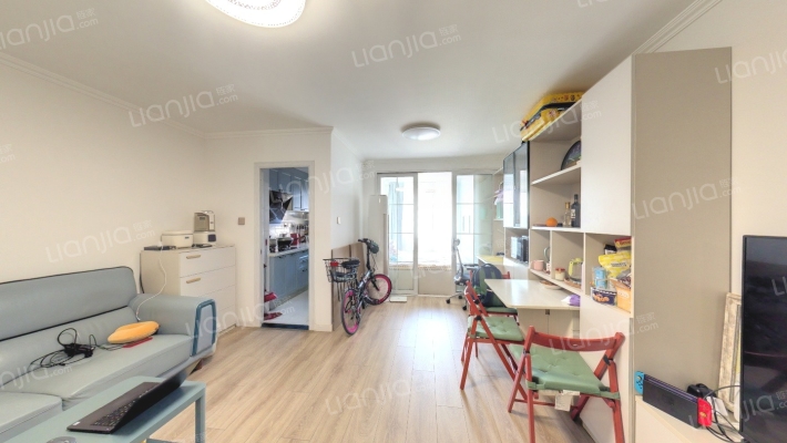 亚林溪苑二手房实景图