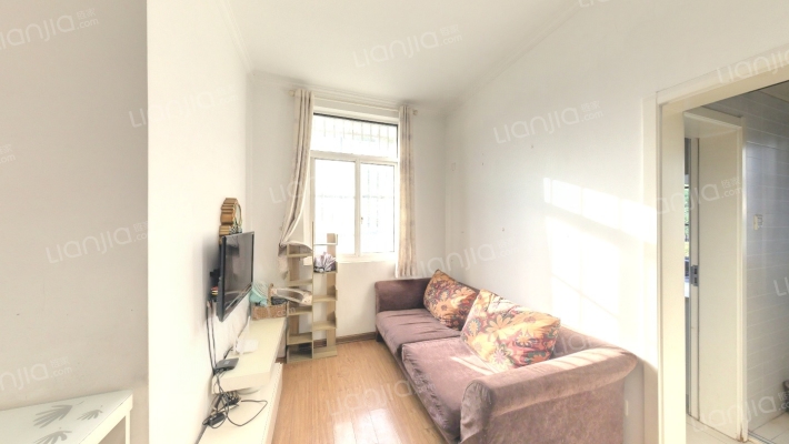 苜卫路35号二手房实景图