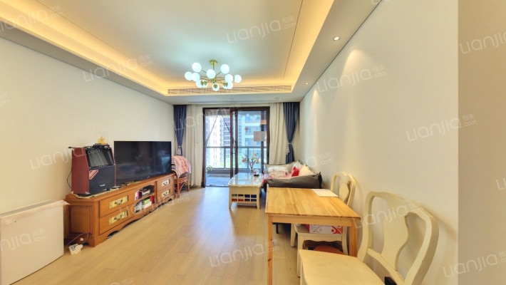 公元2040二手房实景图