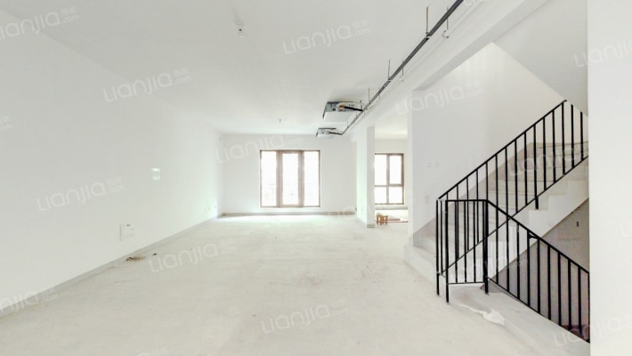 融科千章墅二手房实景图