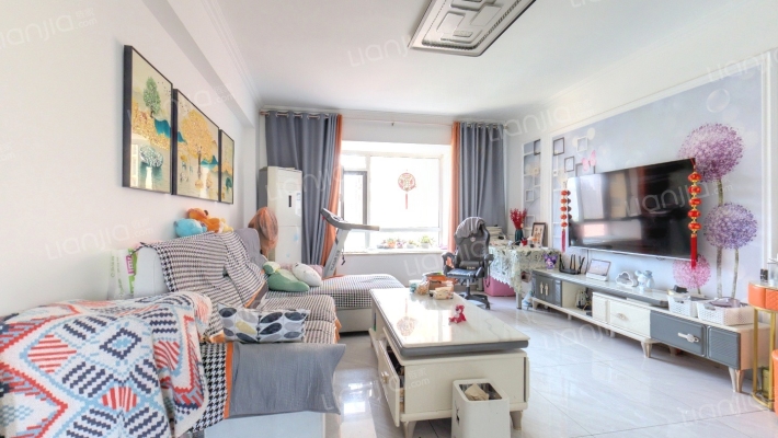 宝龙新天地二手房实景图