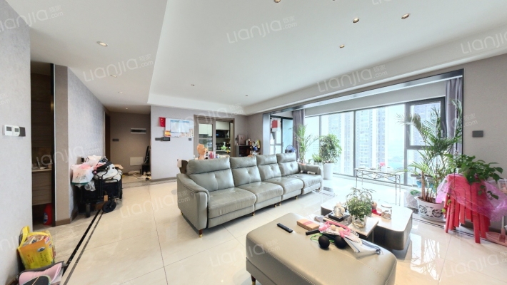 保利天玺二手房实景图