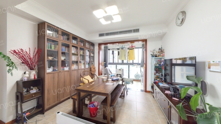 汇智湖畔家园二手房实景图