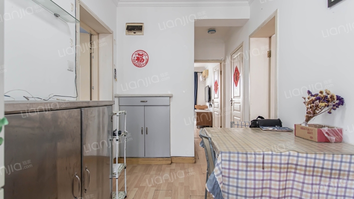 梅六小区二手房实景图