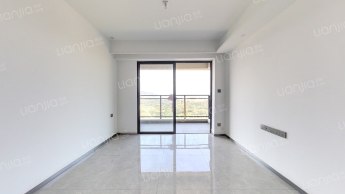 中奥方直明日公元二手房实景图