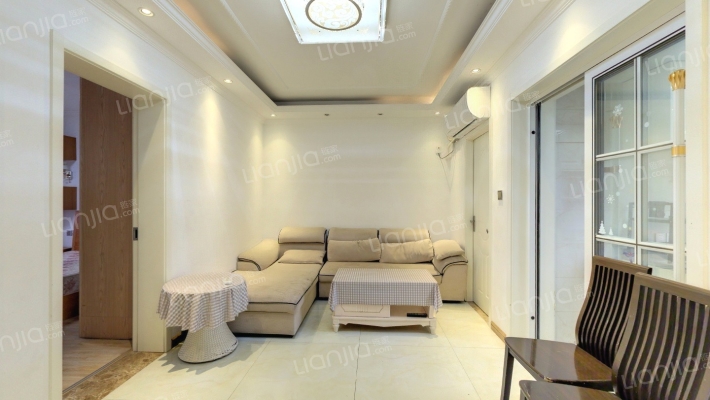 凤凰三村21号二手房实景图