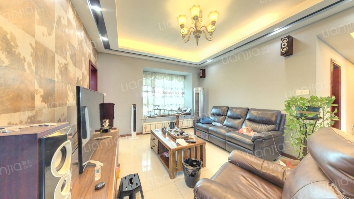 新世界常青二分之一中心二手房实景图