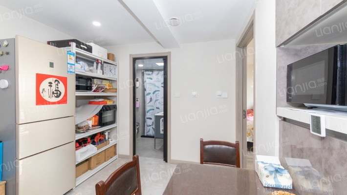 华绮公寓二手房实景图