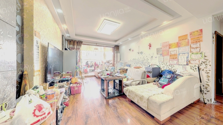 置信逸都丹郡D区二手房实景图