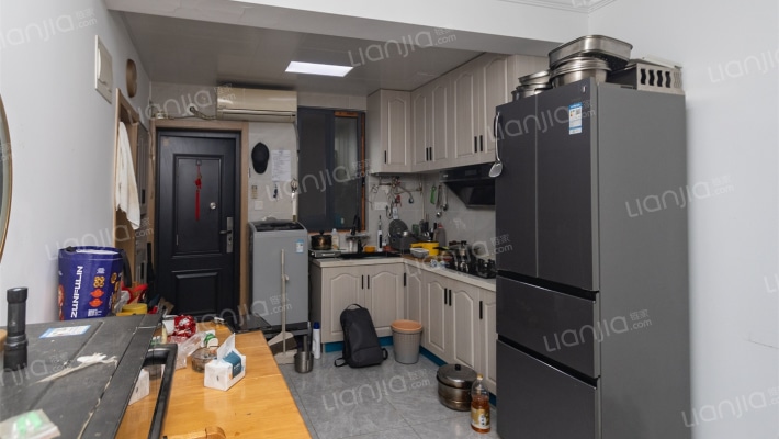 杨思路502弄二手房实景图