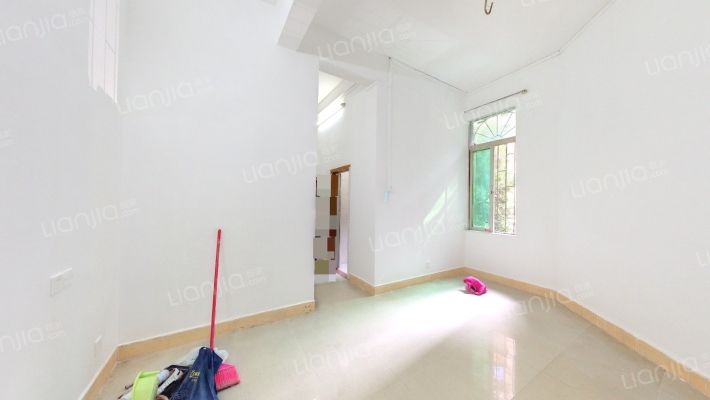 赤岗二街1号大院二手房实景图