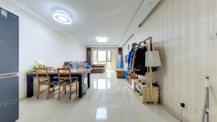 世涛天朗二手房实景图