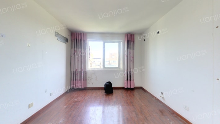 鹤沙航城东茗苑二手房实景图