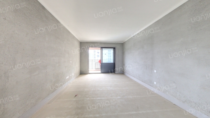 恒达盘龙湾梅苑二手房实景图