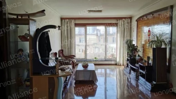 烽火B2区二手房实景图