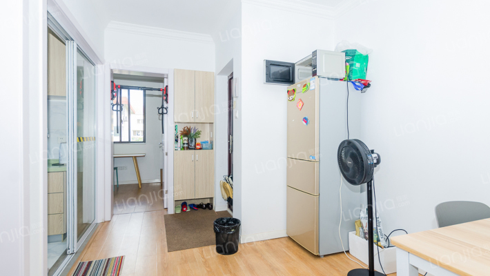 新华小区（龙吴路5599弄）二手房实景图