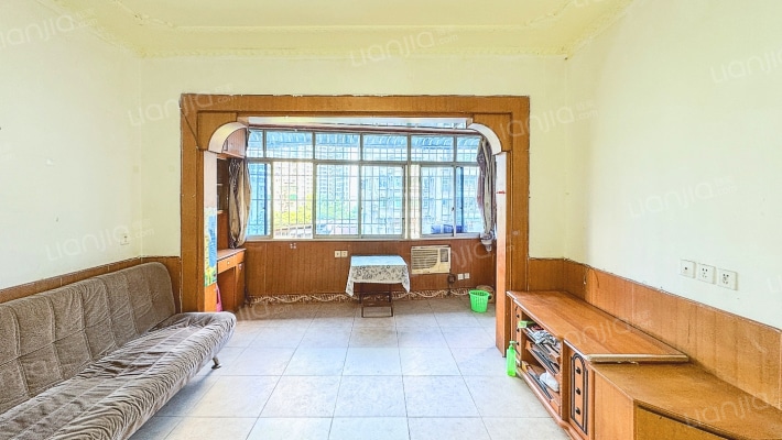 望月村二手房实景图