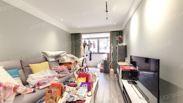 世界路65弄二手房实景图