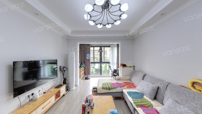 万基蓝麟二手房实景图