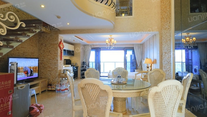 半山半岛·中央海景大道二手房实景图