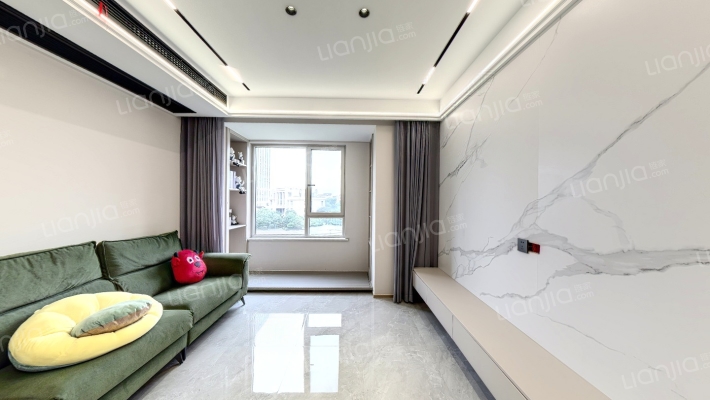 融创长江映二手房实景图