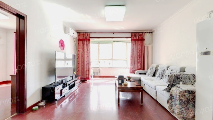 丽湖馨居二手房实景图