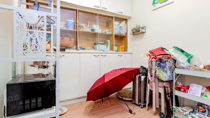 共和新路1280弄二手房实景图