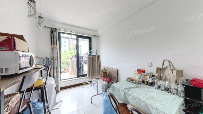 万科魅力之城二手房实景图